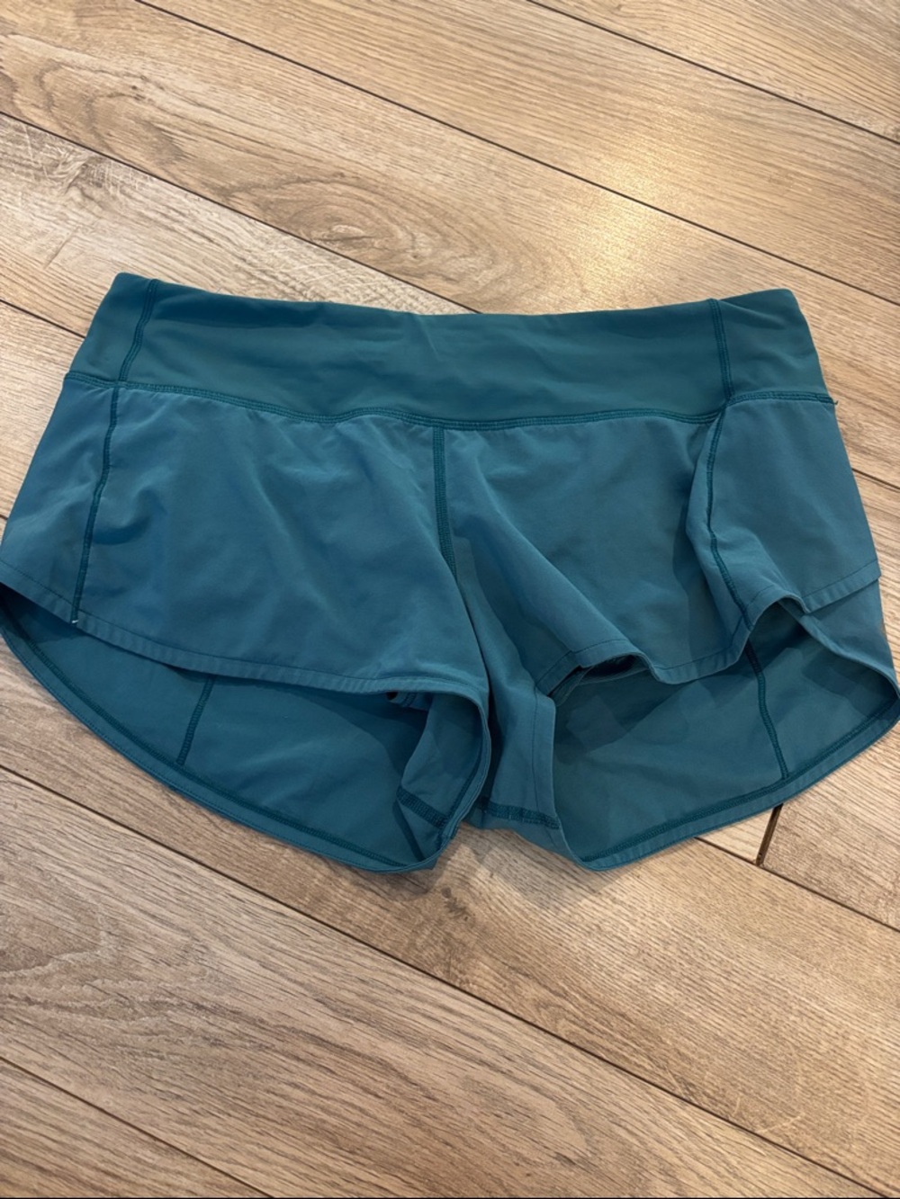 lululemon athletica speed up short 2.5 inch